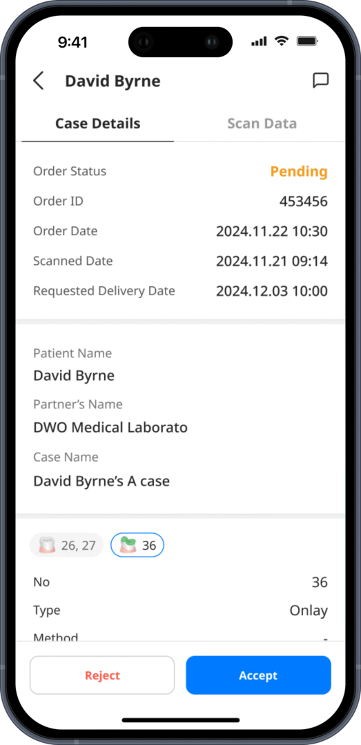 Aplicación móvil: pantalla de detalles del caso con estado «Pendiente»; muestra el ID del pedido 453456, las fechas, el paciente David Byrne, el socio Dwo Medical Laboratory, el caso «David Byrne’s a Case»; botones «Rechazar» y «Aceptar».
